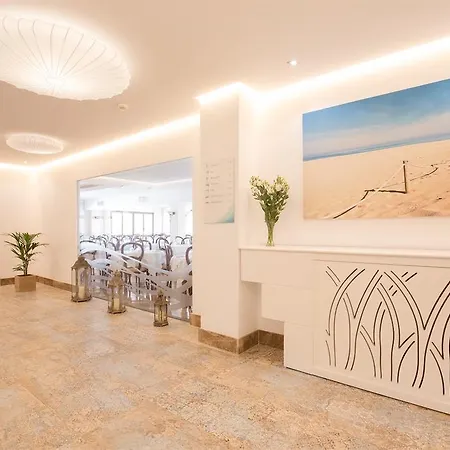 Hotel Bella Playa & 4*